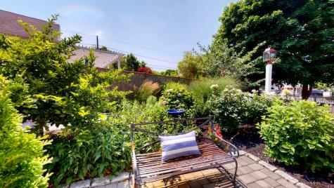33B Conwell Street Provincetown MA 02657