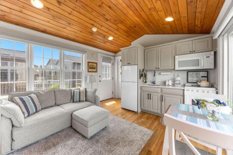 9 Windemere Road Yarmouth MA 02673