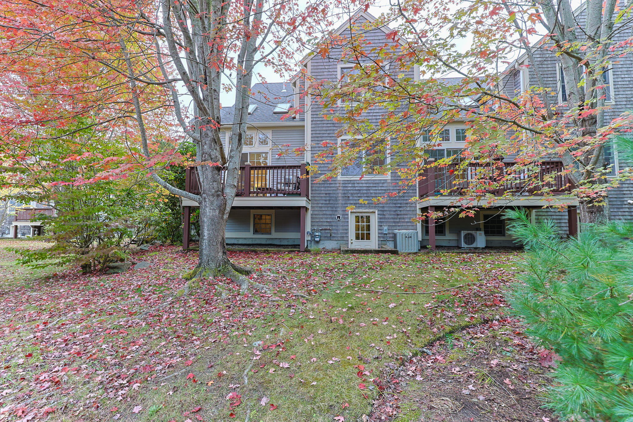 11 Gold Leaf Lane Mashpee MA 02649