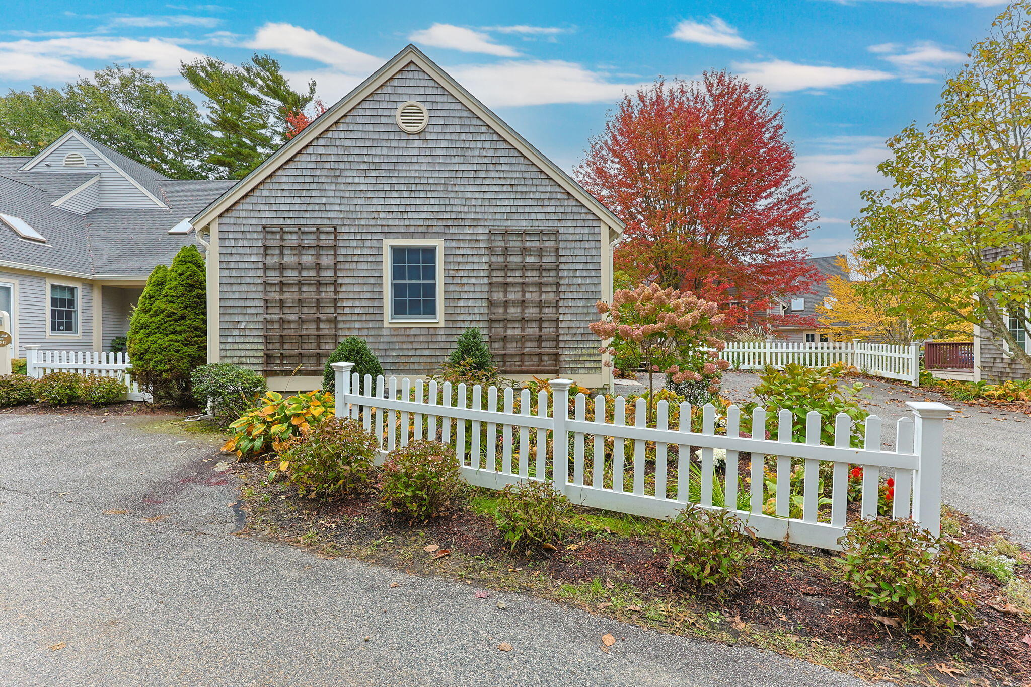 11 Gold Leaf Lane Mashpee MA 02649