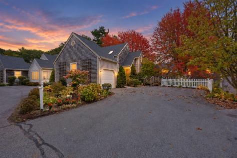 11 Gold Leaf Lane Mashpee MA 02649