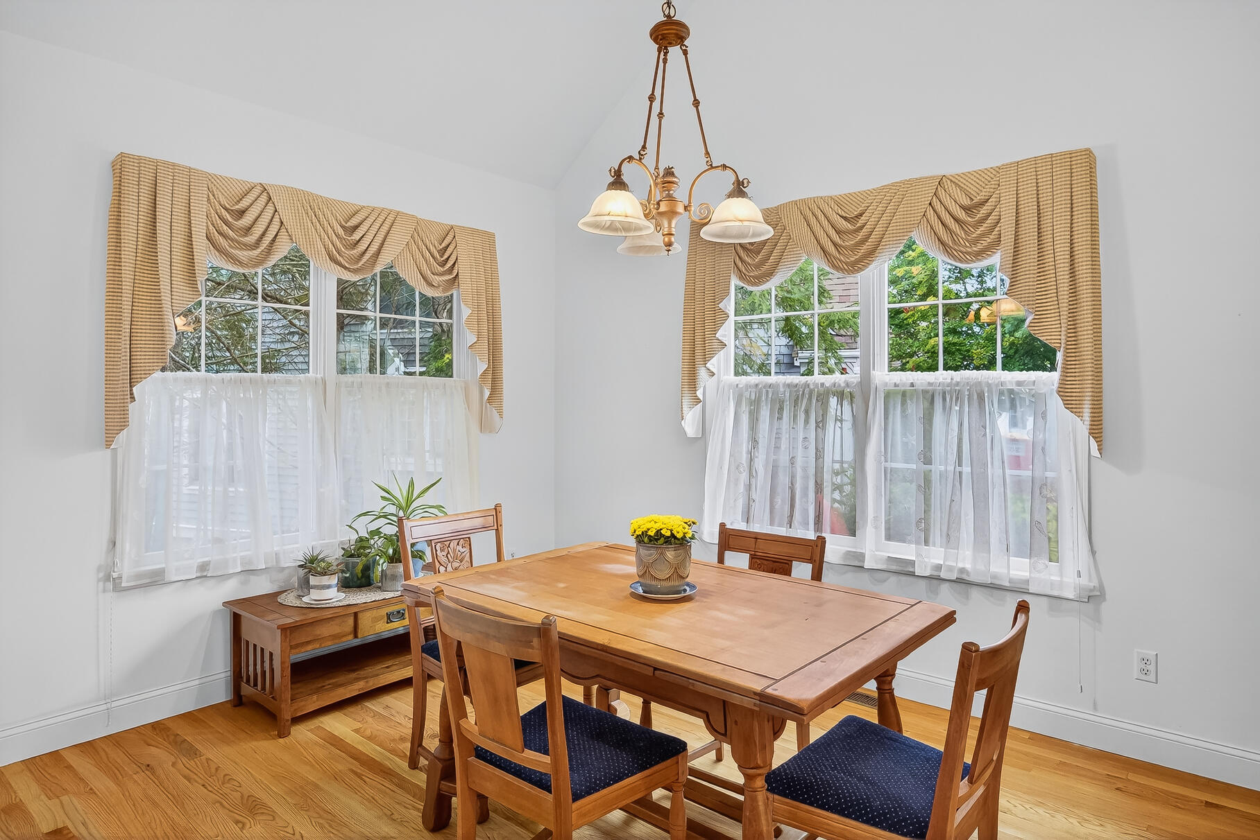 6 Mayfair Court Mashpee MA 02649