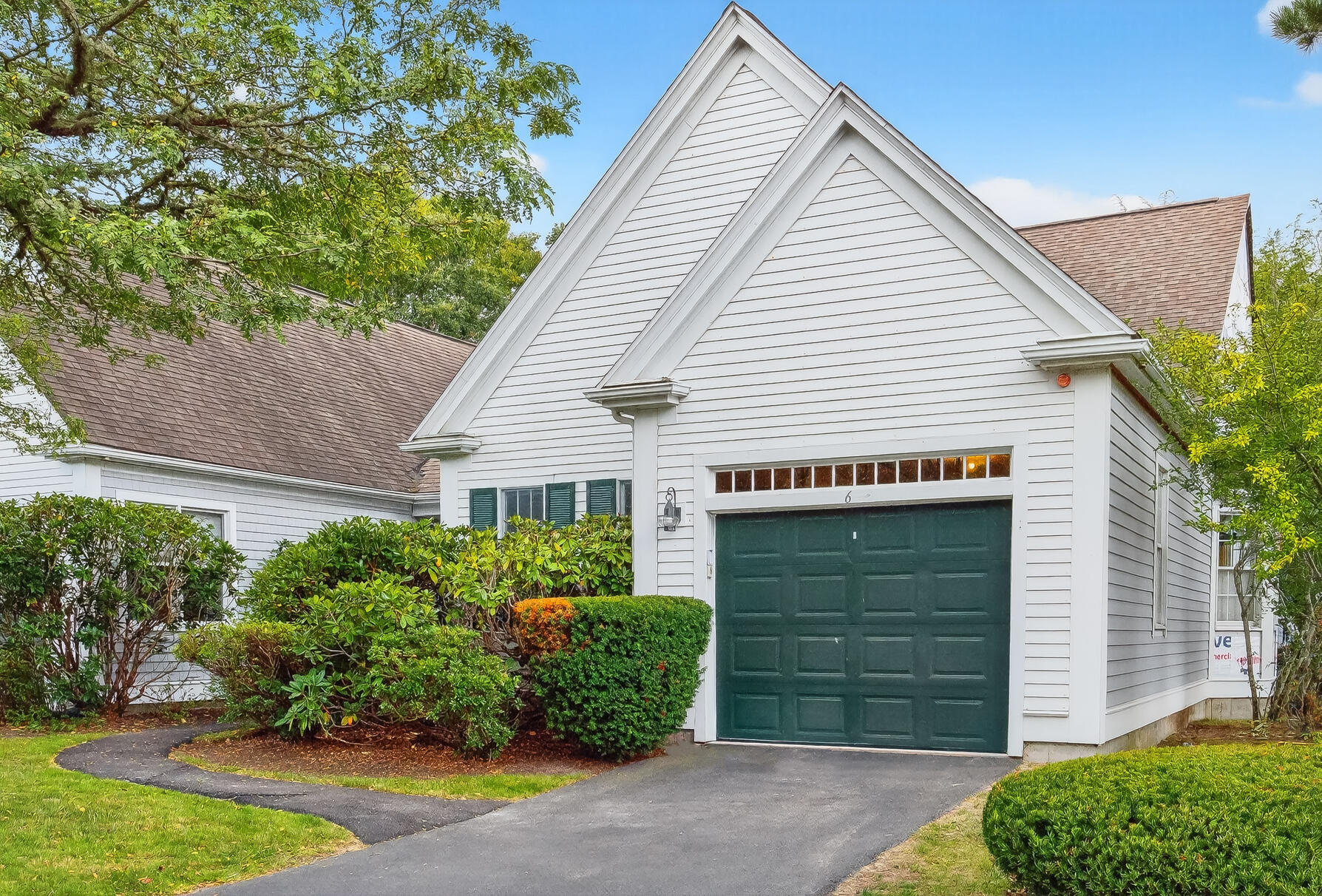 6 Mayfair Court Mashpee MA 02649