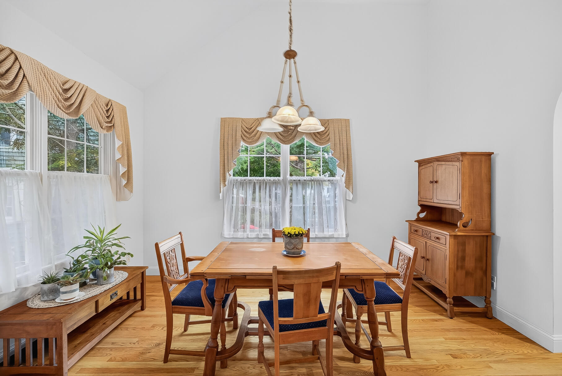 6 Mayfair Court Mashpee MA 02649