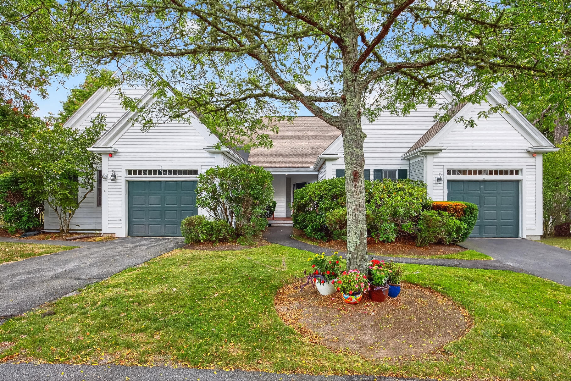 6 Mayfair Court Mashpee MA 02649