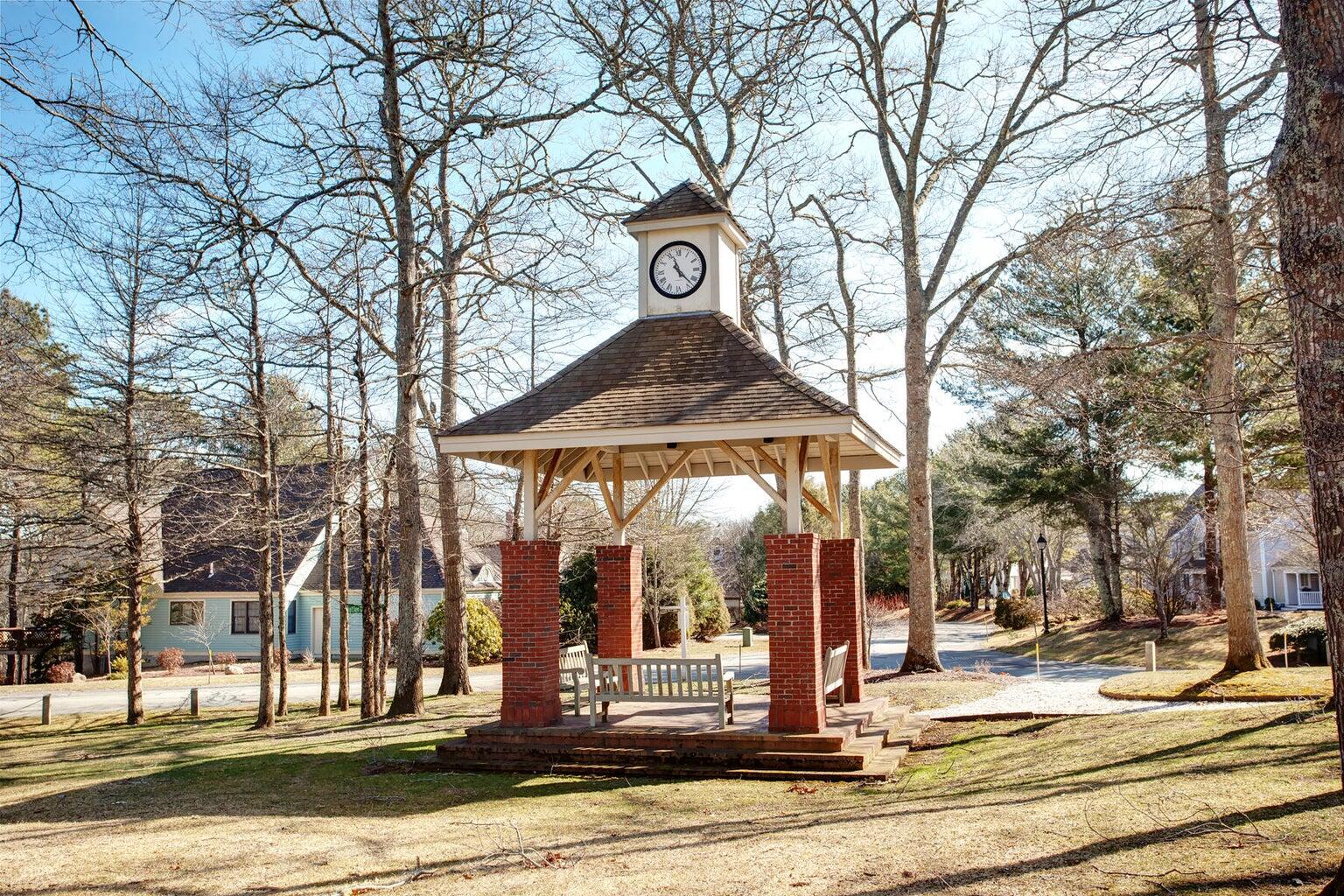 6 Mayfair Court Mashpee MA 02649