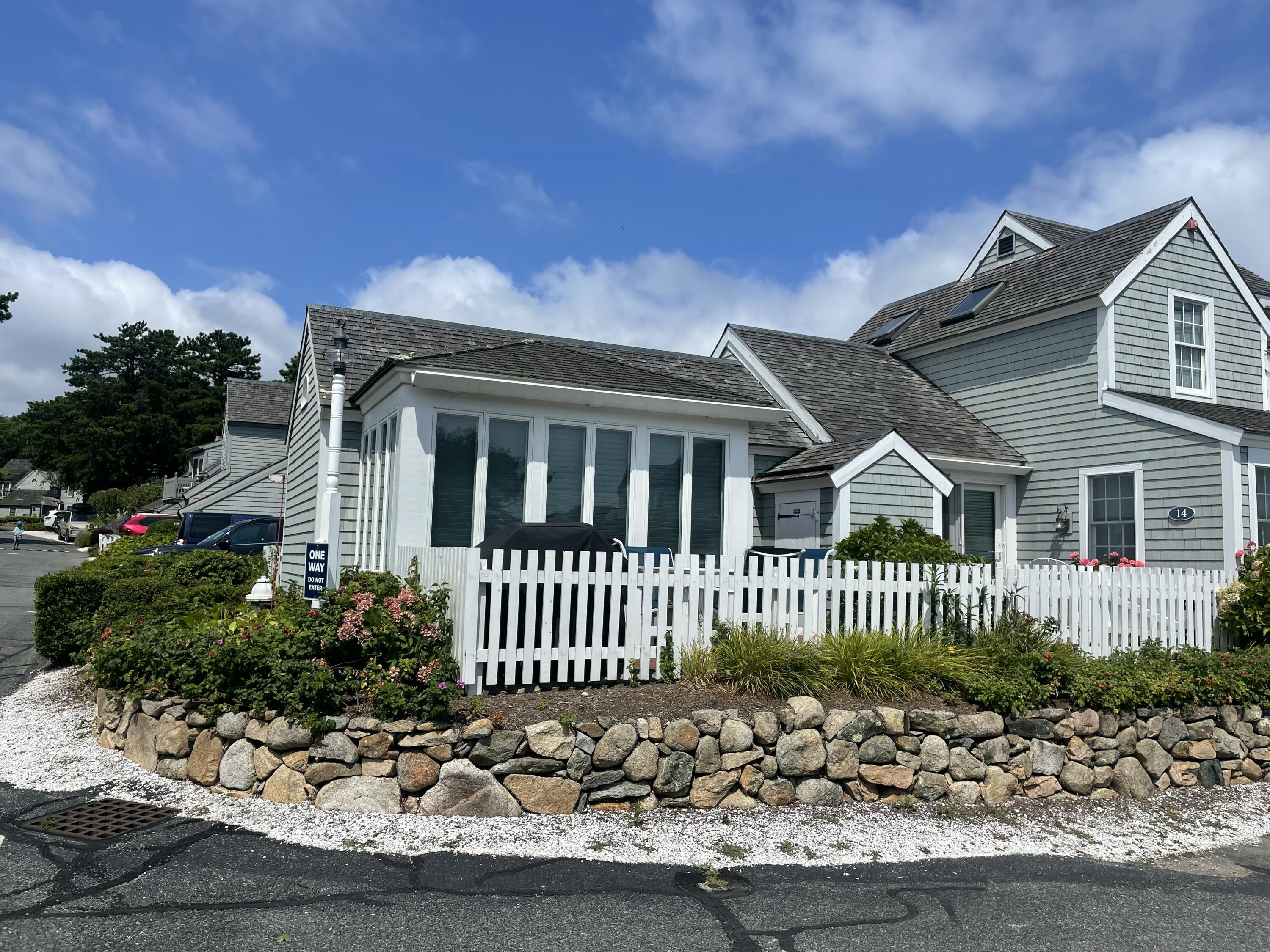 3 Hyannis Point Road Mashpee MA 02649