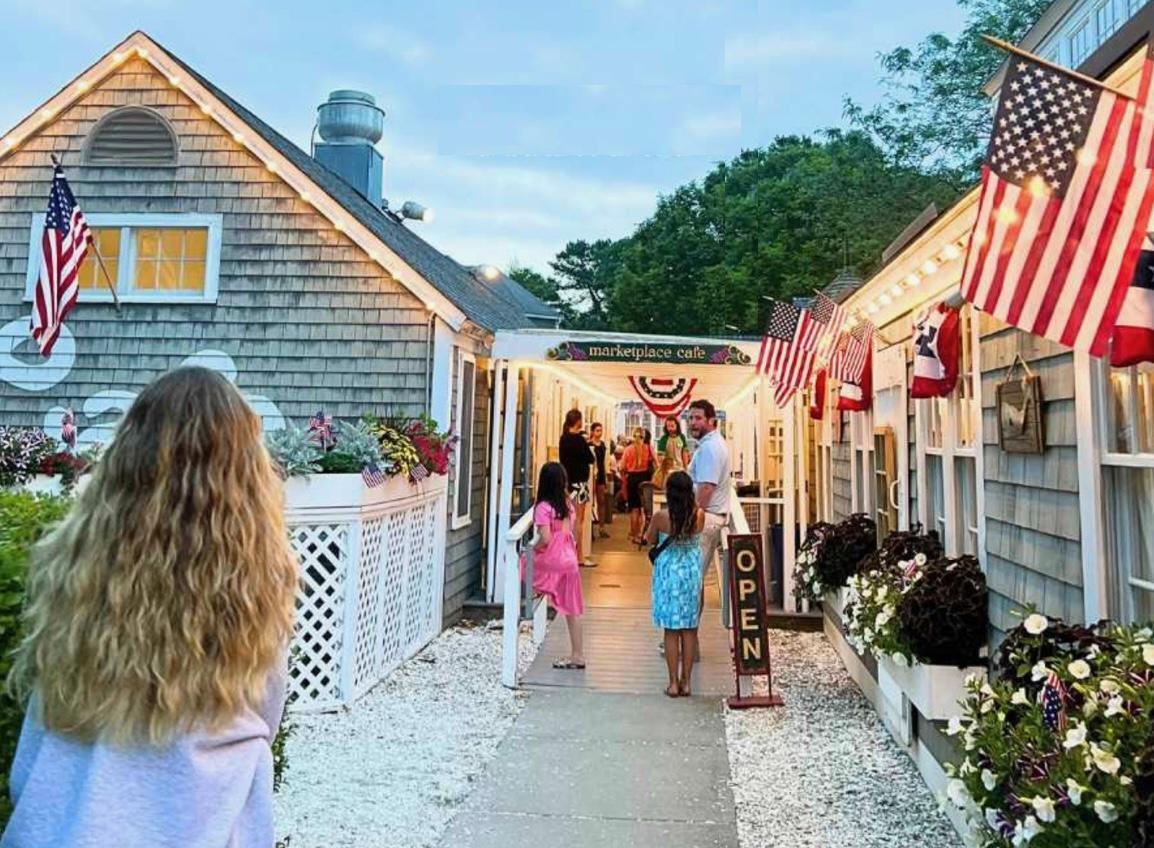 3 Hyannis Point Road Mashpee MA 02649