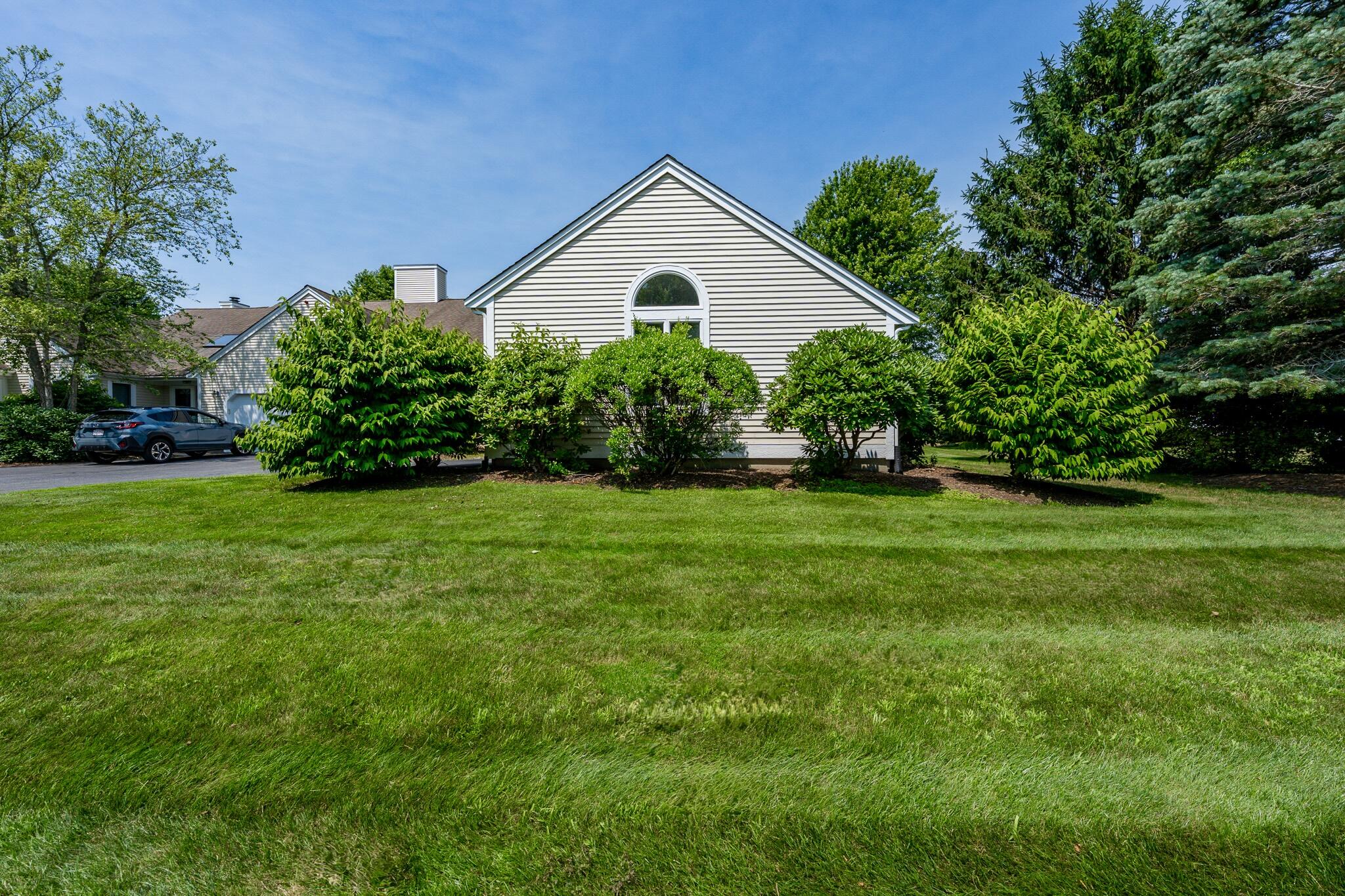 1 Woods Edge Lane Mashpee MA 02649
