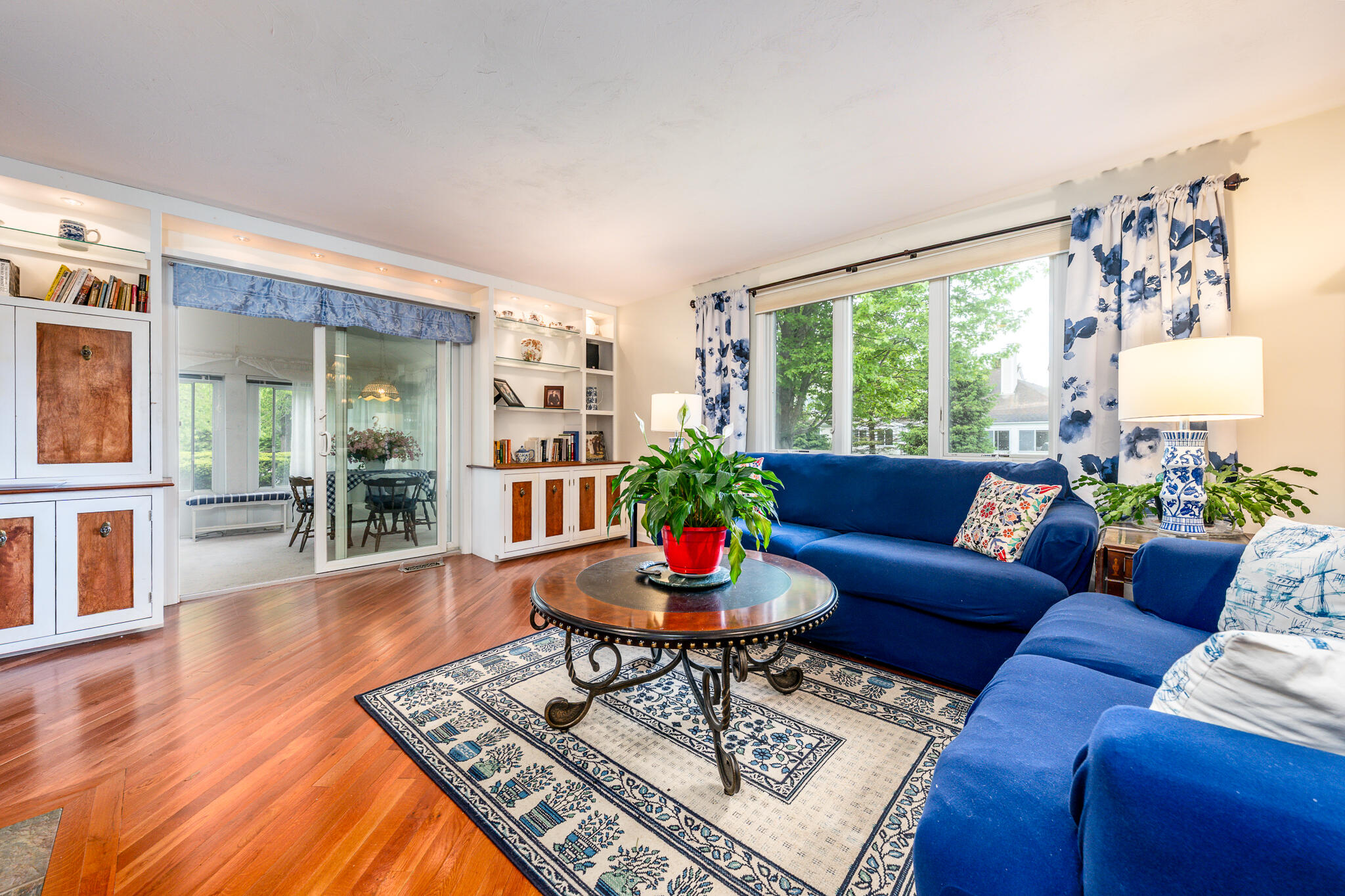 1 Woods Edge Lane Mashpee MA 02649
