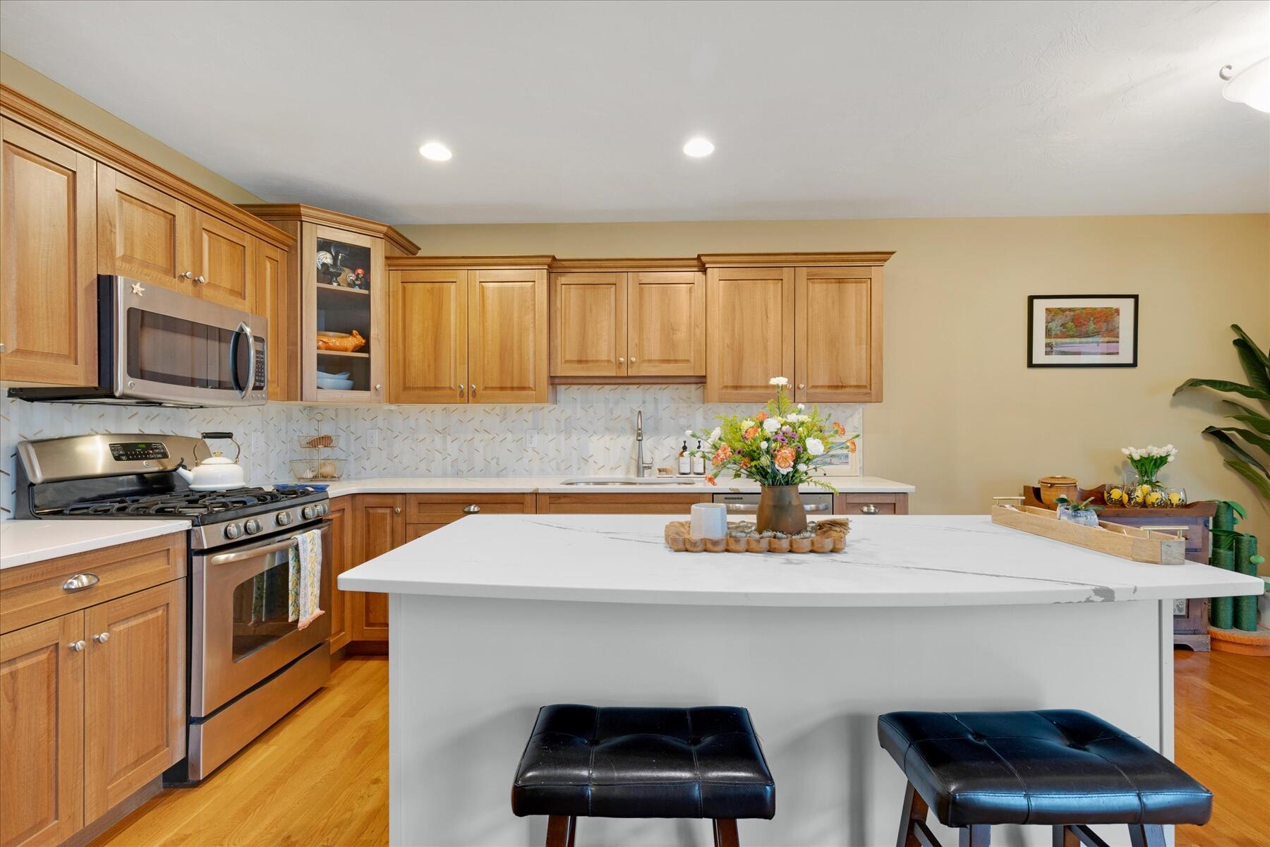 6 Amberwood Court Bourne MA 02532