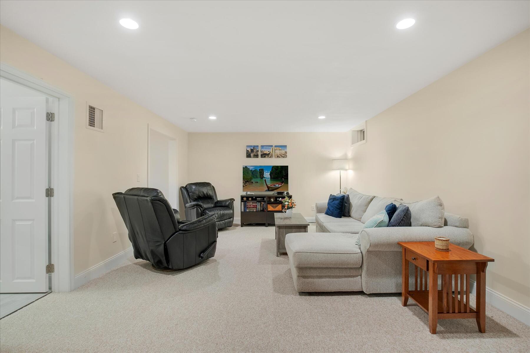 6 Amberwood Court Bourne MA 02532
