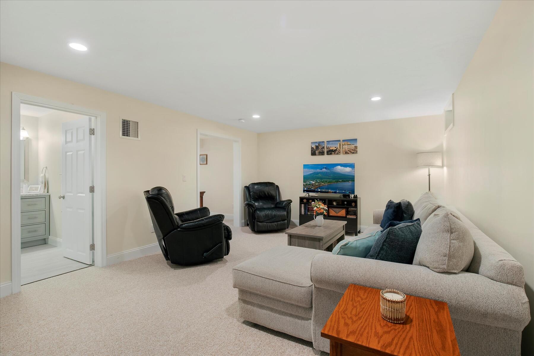 6 Amberwood Court Bourne MA 02532