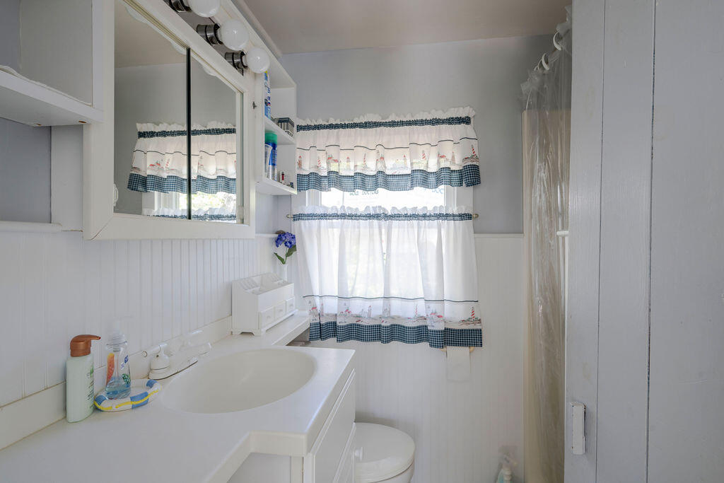 420 Chequessett Neck Road Wellfleet MA 02667
