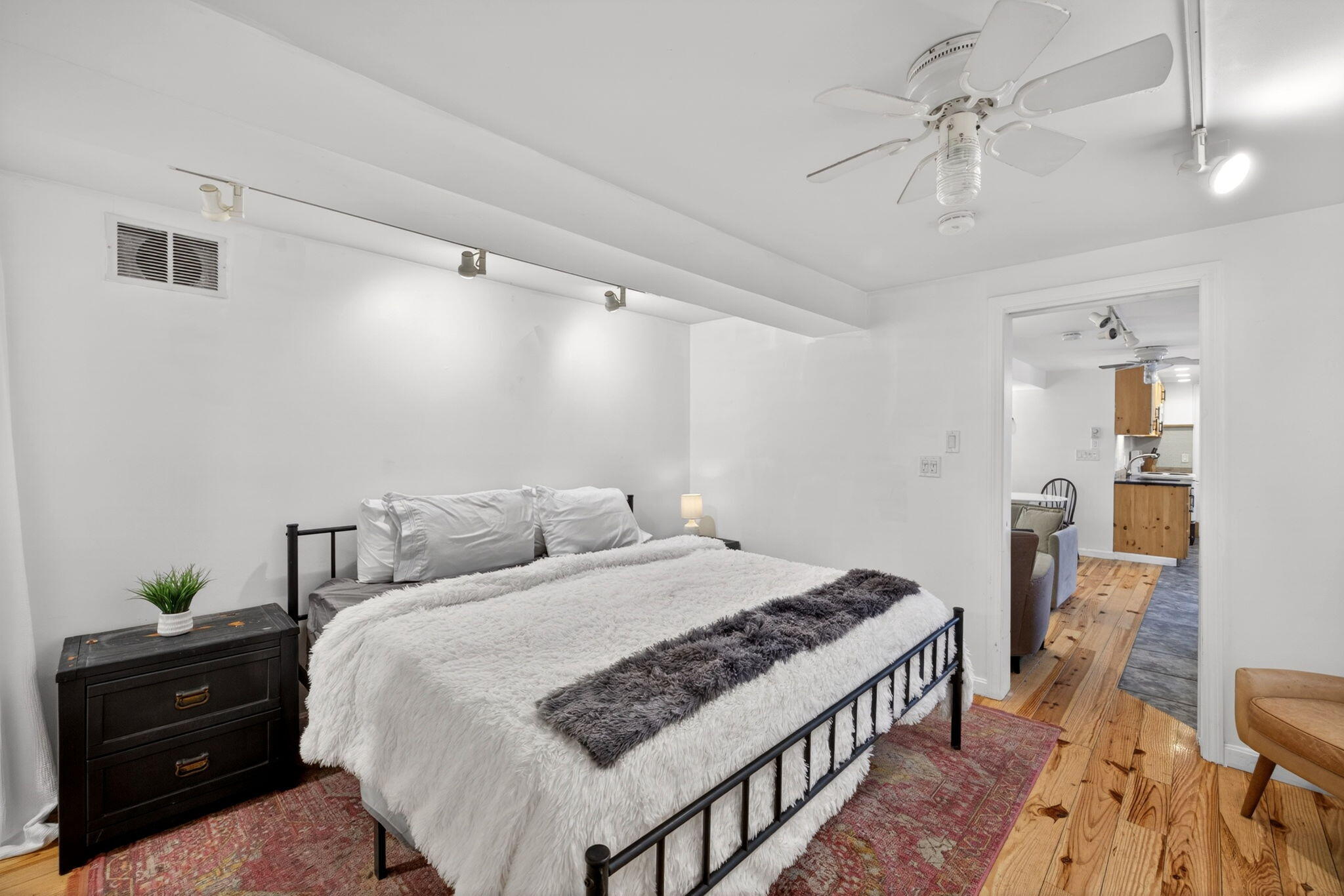 233 Bradford Street Provincetown MA 02657
