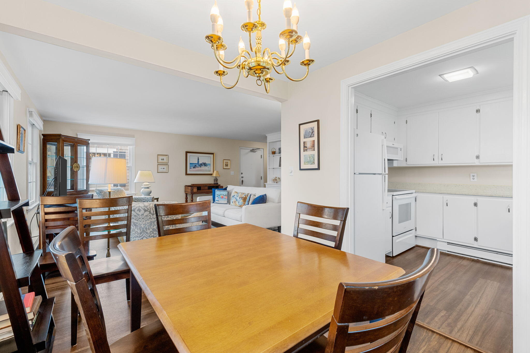 15 Pleasant Street Harwich MA 02646