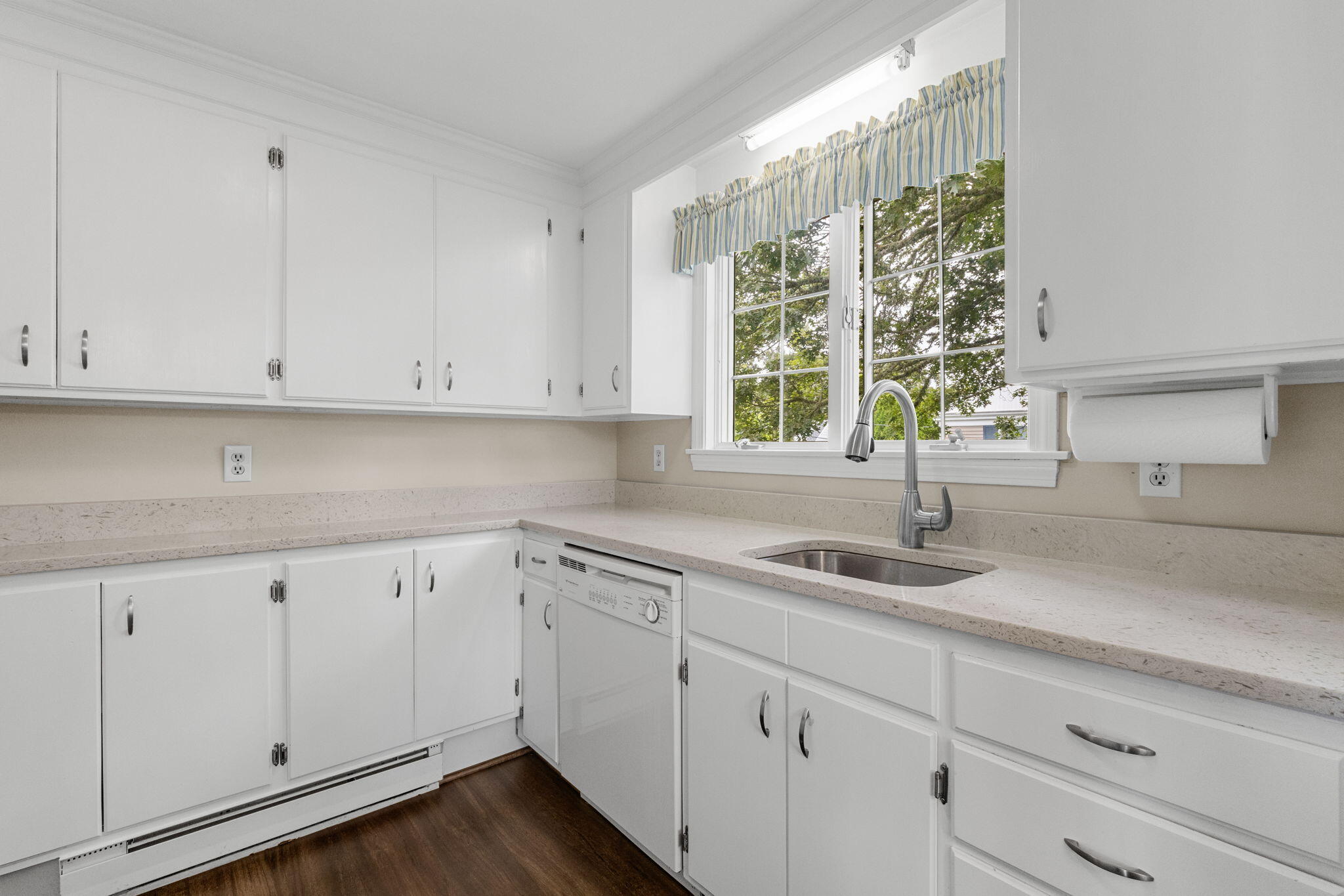 15 Pleasant Street Harwich MA 02646