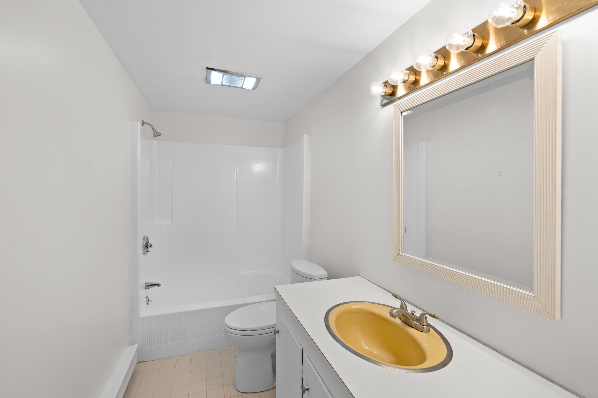 374 Davisville Road East Falmouth MA 02536