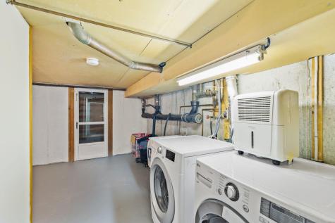 374 Davisville Road East Falmouth MA 02536