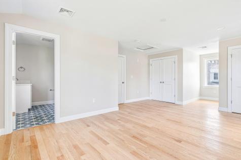 2 Reilly Run Orleans MA 02653