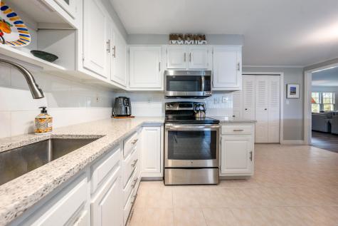 22 Highview Drive Sandwich MA 02563
