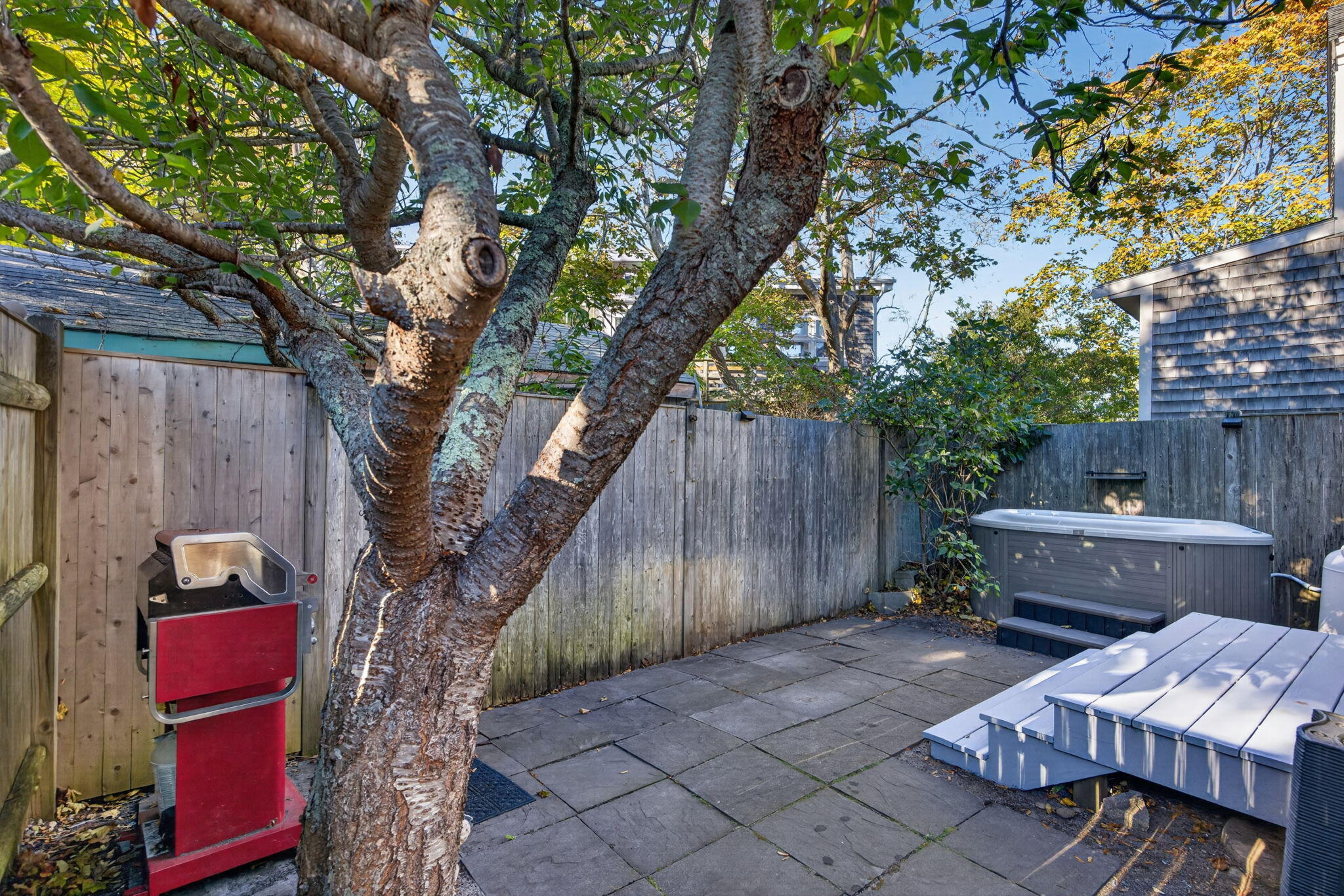 29 Alden Street Provincetown MA 02657