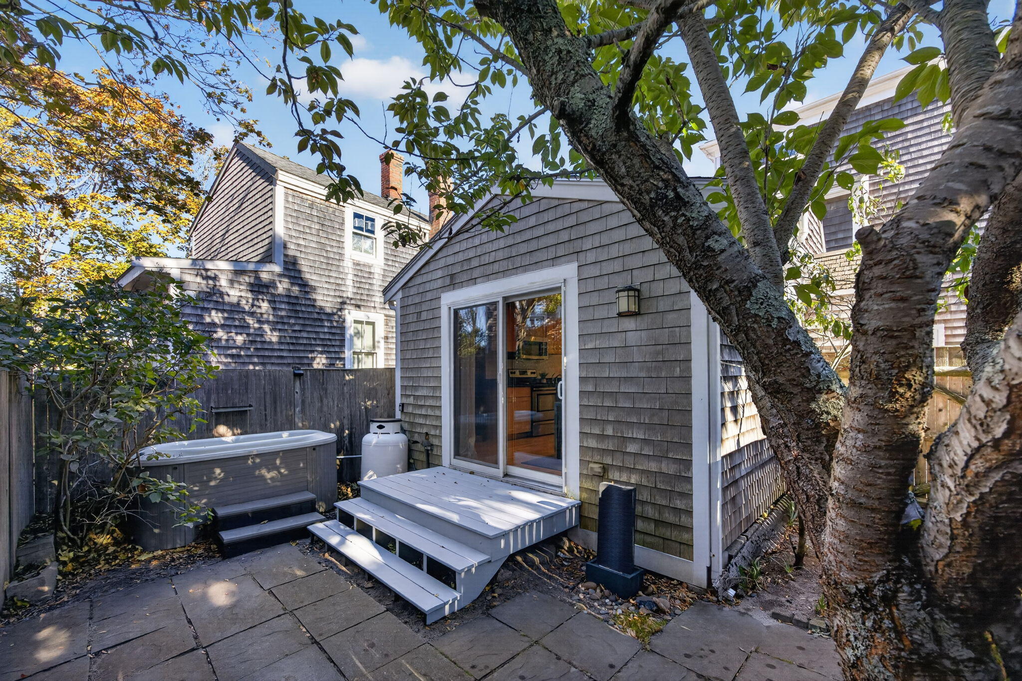 29 Alden Street Provincetown MA 02657