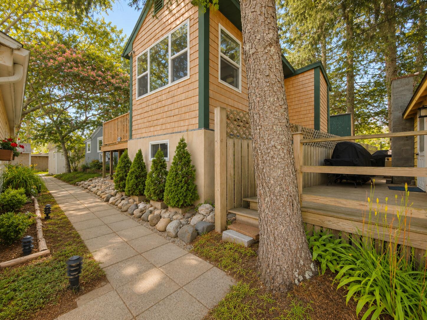 12 Hideaway Road Buzzards Bay MA 02532