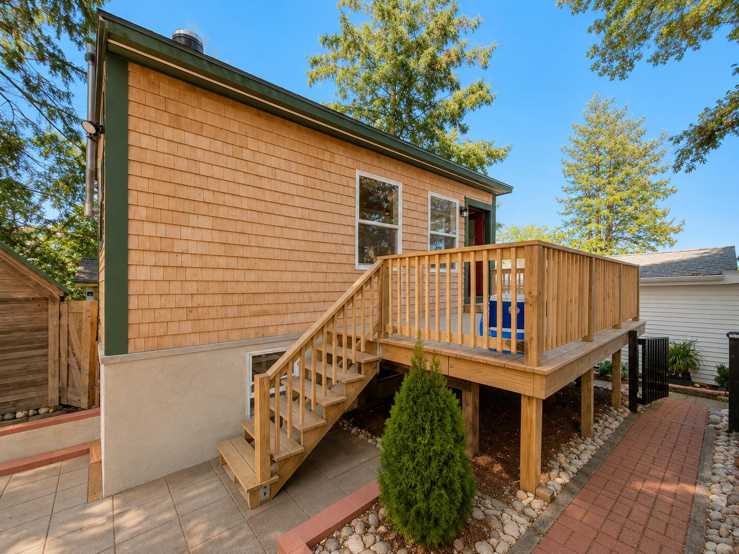 12 Hideaway Road Buzzards Bay MA 02532