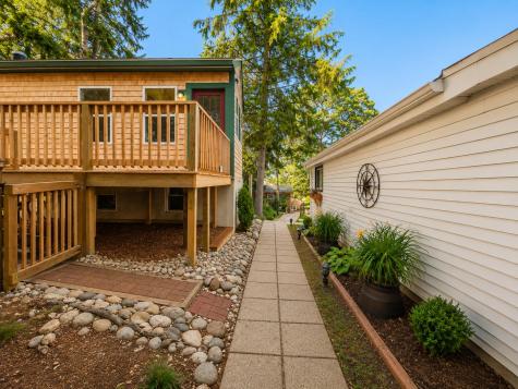 12 Hideaway Road Buzzards Bay MA 02532