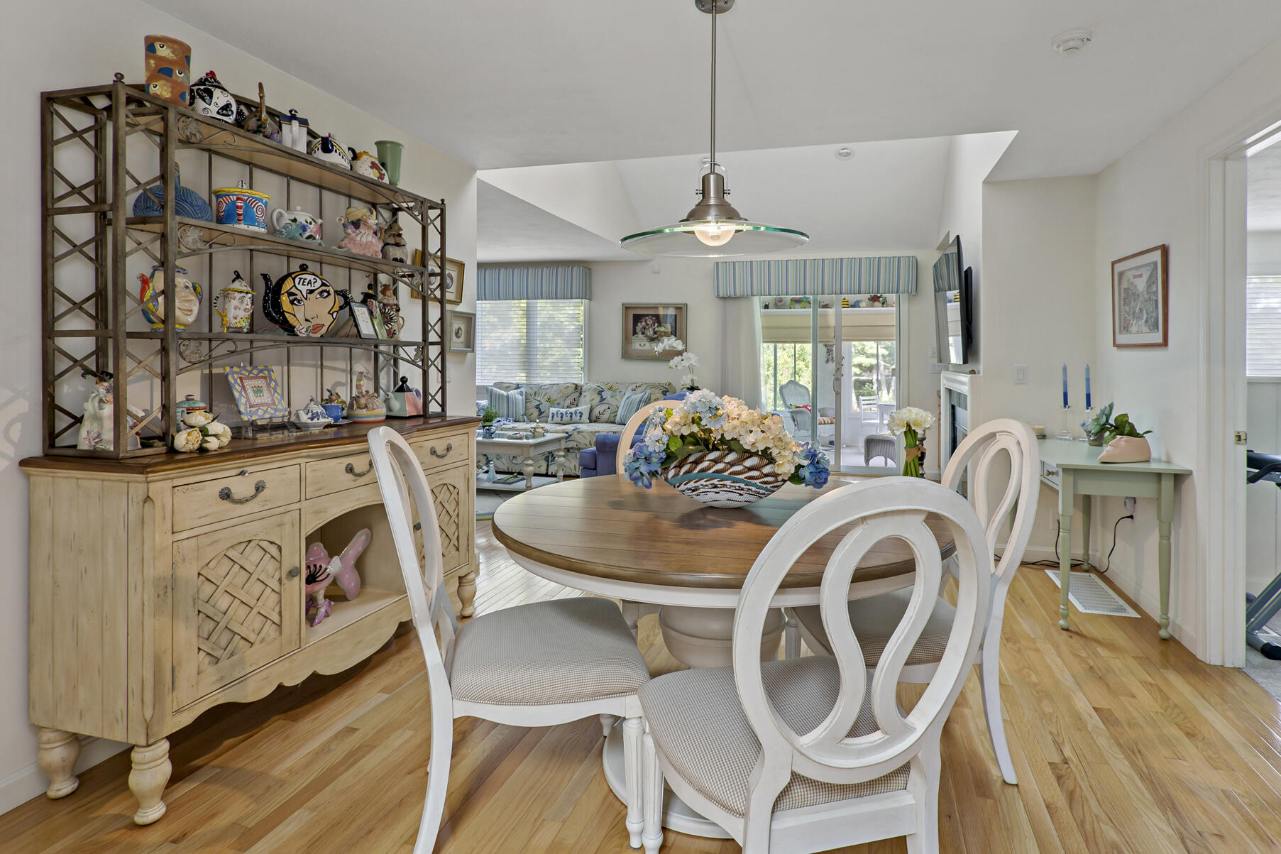 8 Chippers Lane Mashpee MA 02649