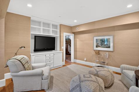 528 Main Street Harwich Port MA 02646