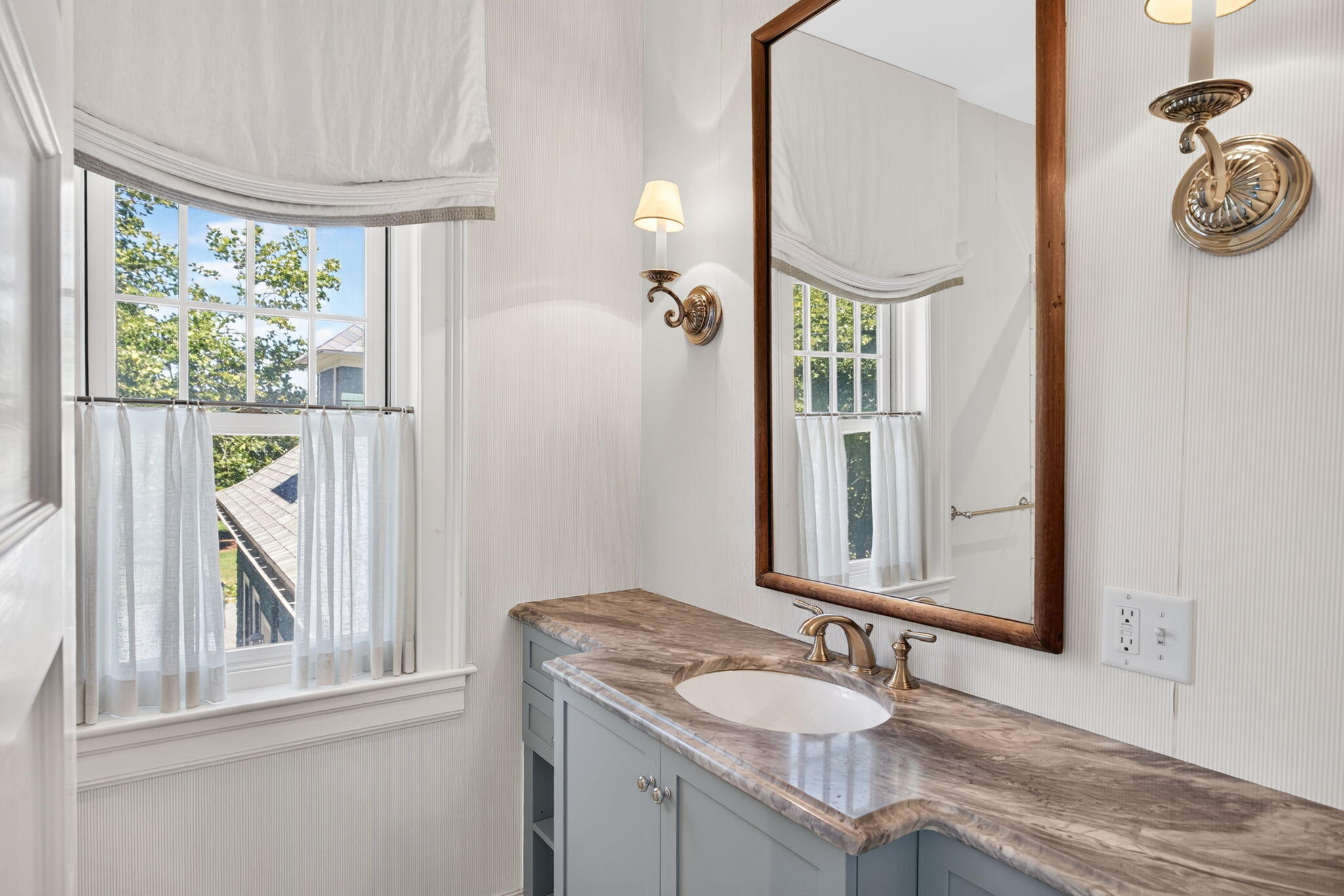 528 Main Street Harwich Port MA 02646