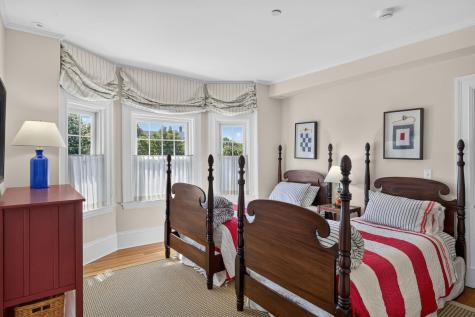 528 Main Street Harwich Port MA 02646