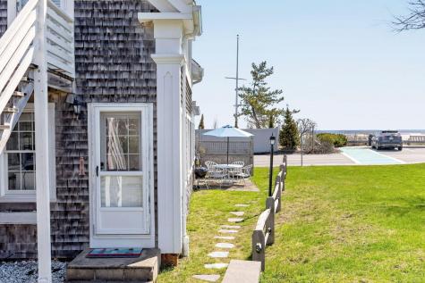 73 Main Street Chatham MA 02633