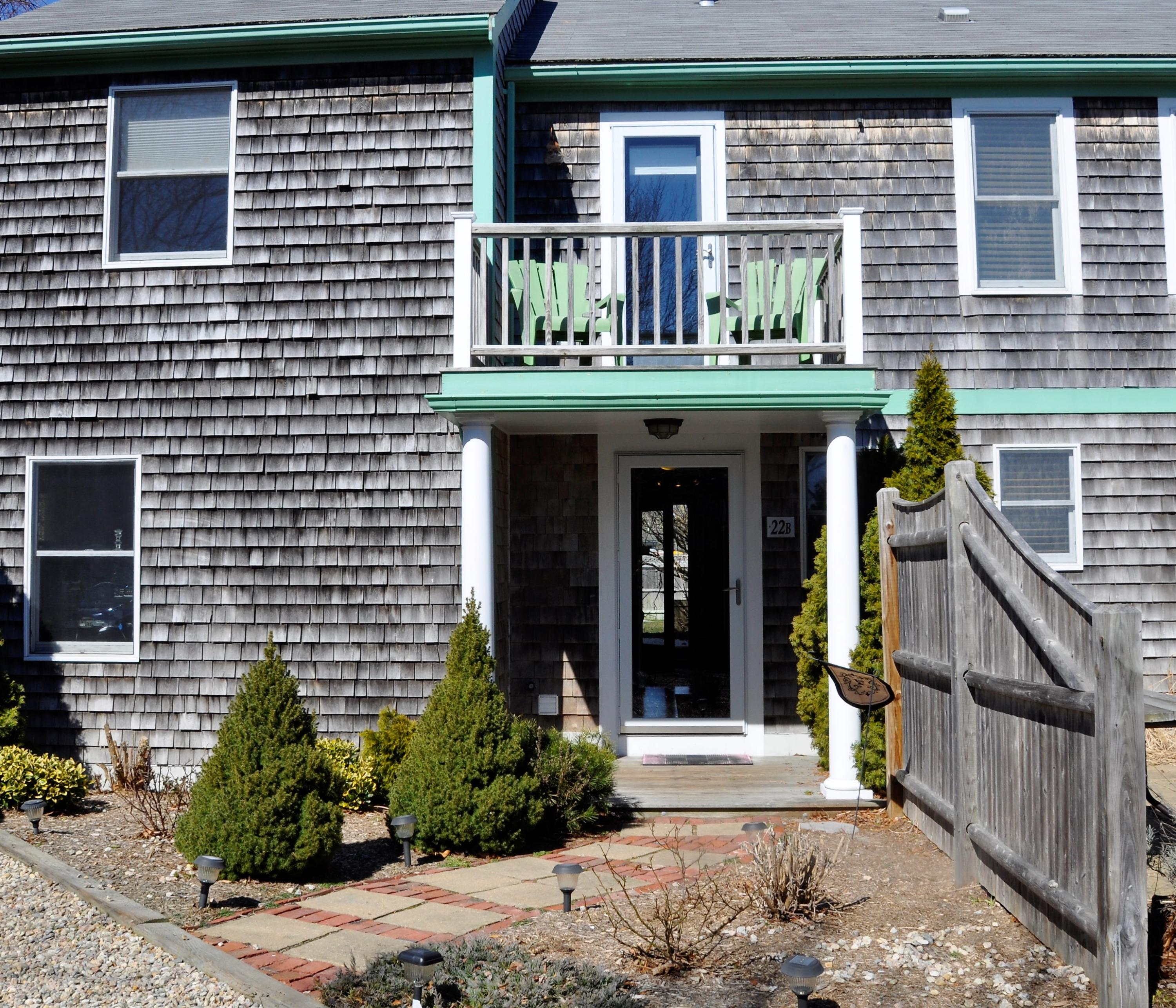 22 Conwell Street Provincetown MA 02657
