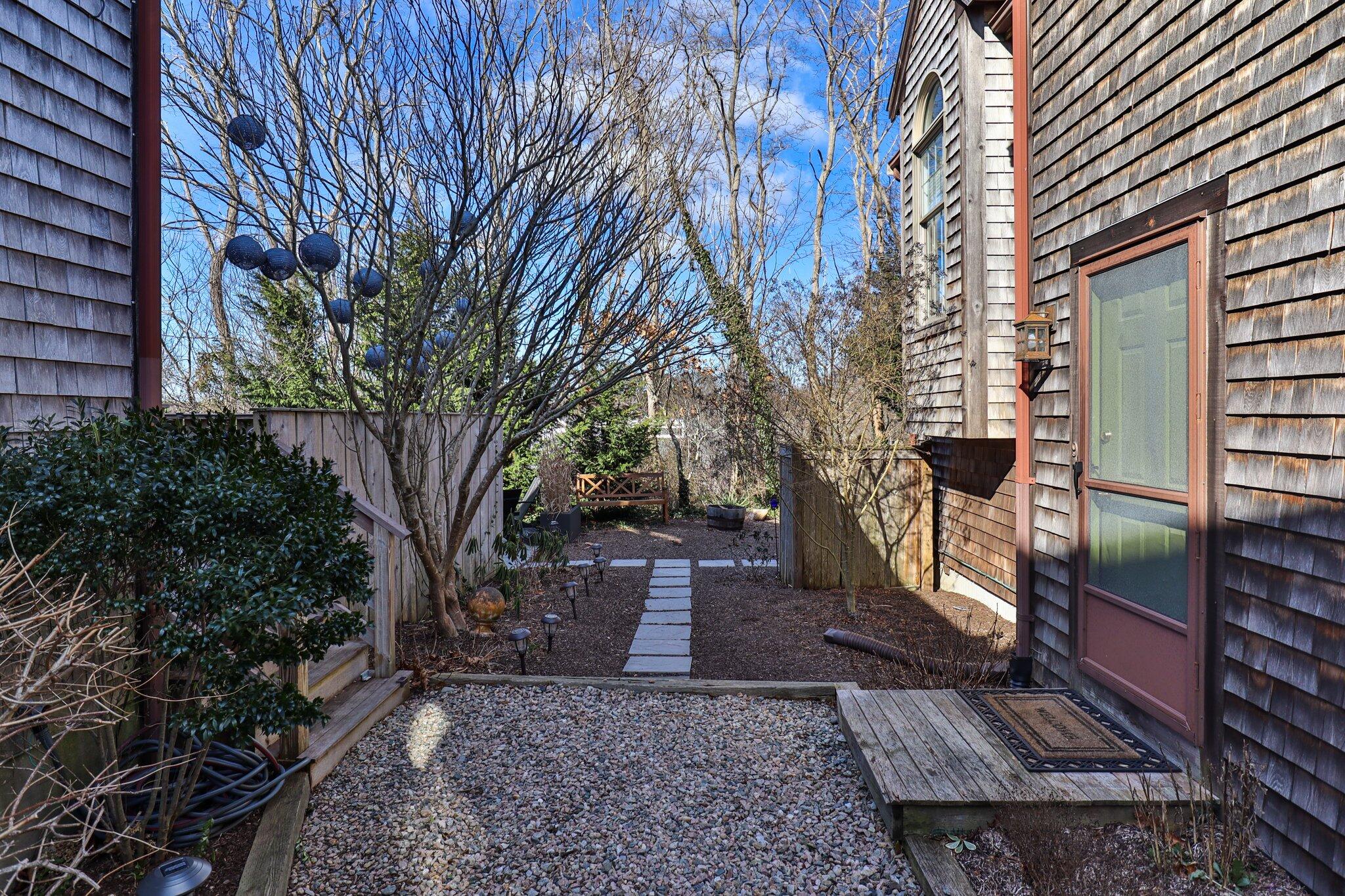 18 Miller Hill Road Provincetown MA 02657
