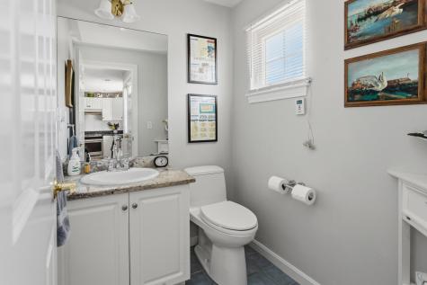 174 Queen Street Falmouth MA 02540