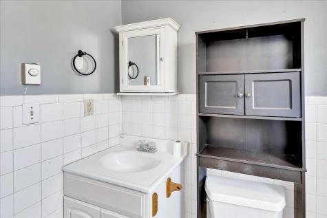 35 Ashumet Road Mashpee MA 02649