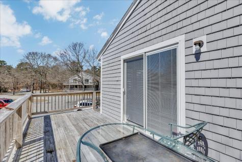 35 Ashumet Road Mashpee MA 02649