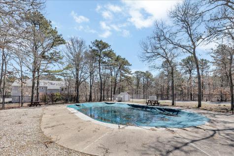35 Ashumet Road Mashpee MA 02649