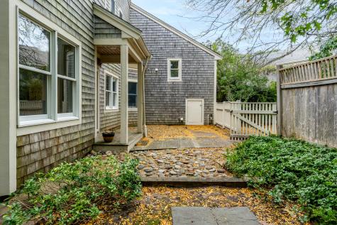 16 Boxwood Circle Yarmouth Port MA 02675
