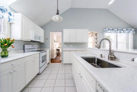 29 Pine Grove Village Yarmouth MA 02675