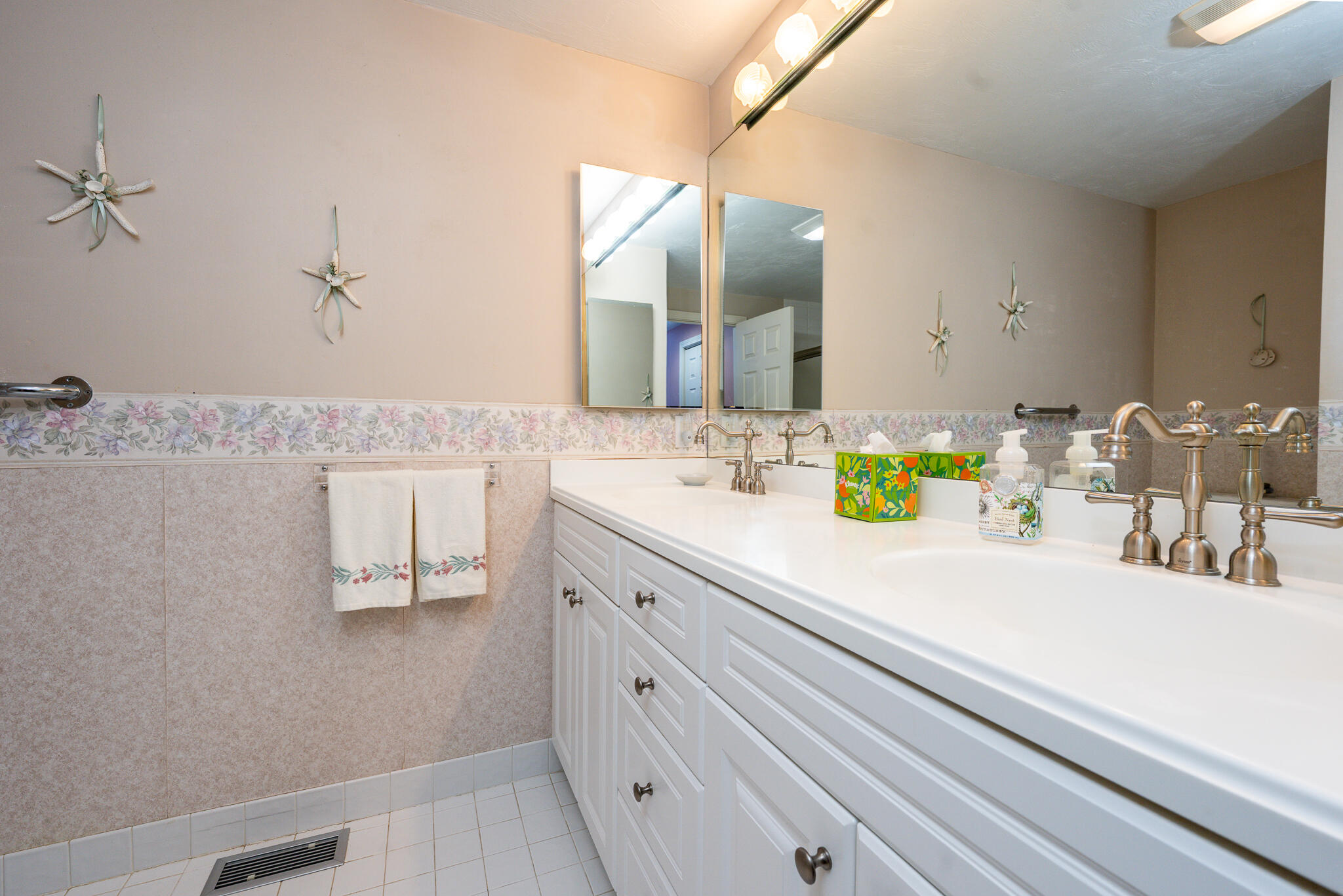 29 Pine Grove Village Yarmouth MA 02675
