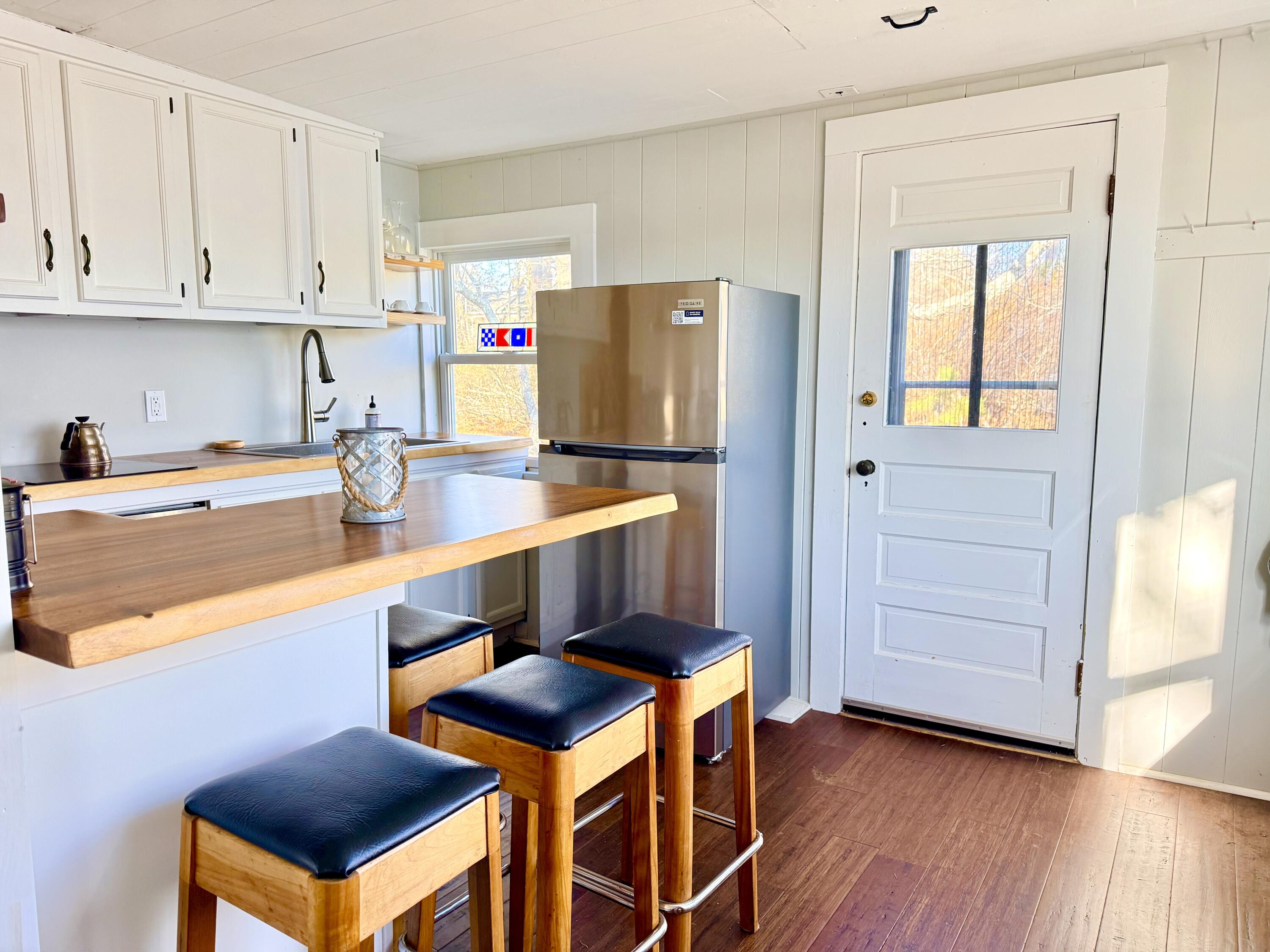 43 Pond Street Dennis MA 02670
