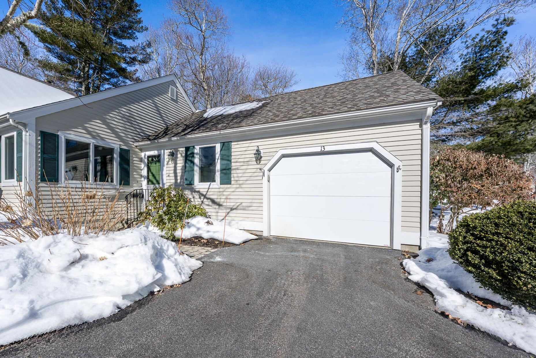 13 Pga Lane Mashpee MA 02649