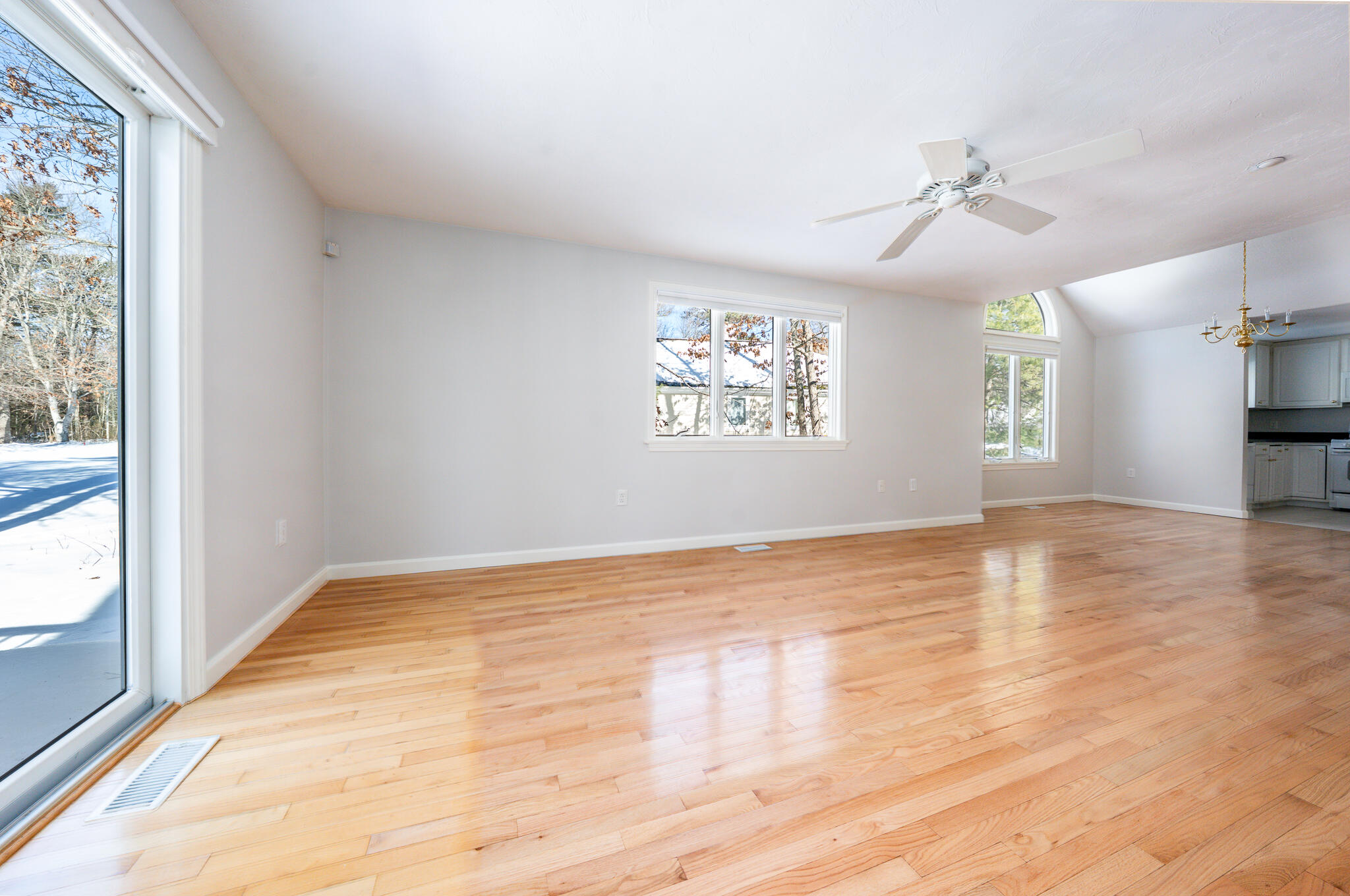 13 Pga Lane Mashpee MA 02649