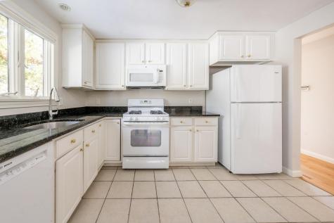 13 Pga Lane Mashpee MA 02649
