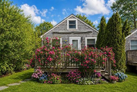 17 Shore Road Truro MA 02666
