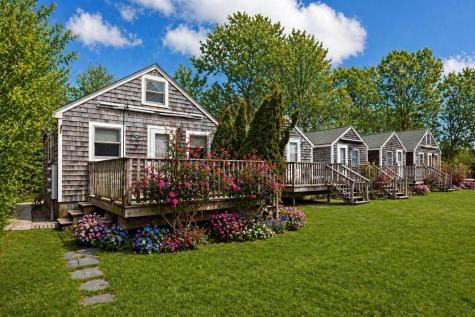 17 Shore Road Truro MA 02666